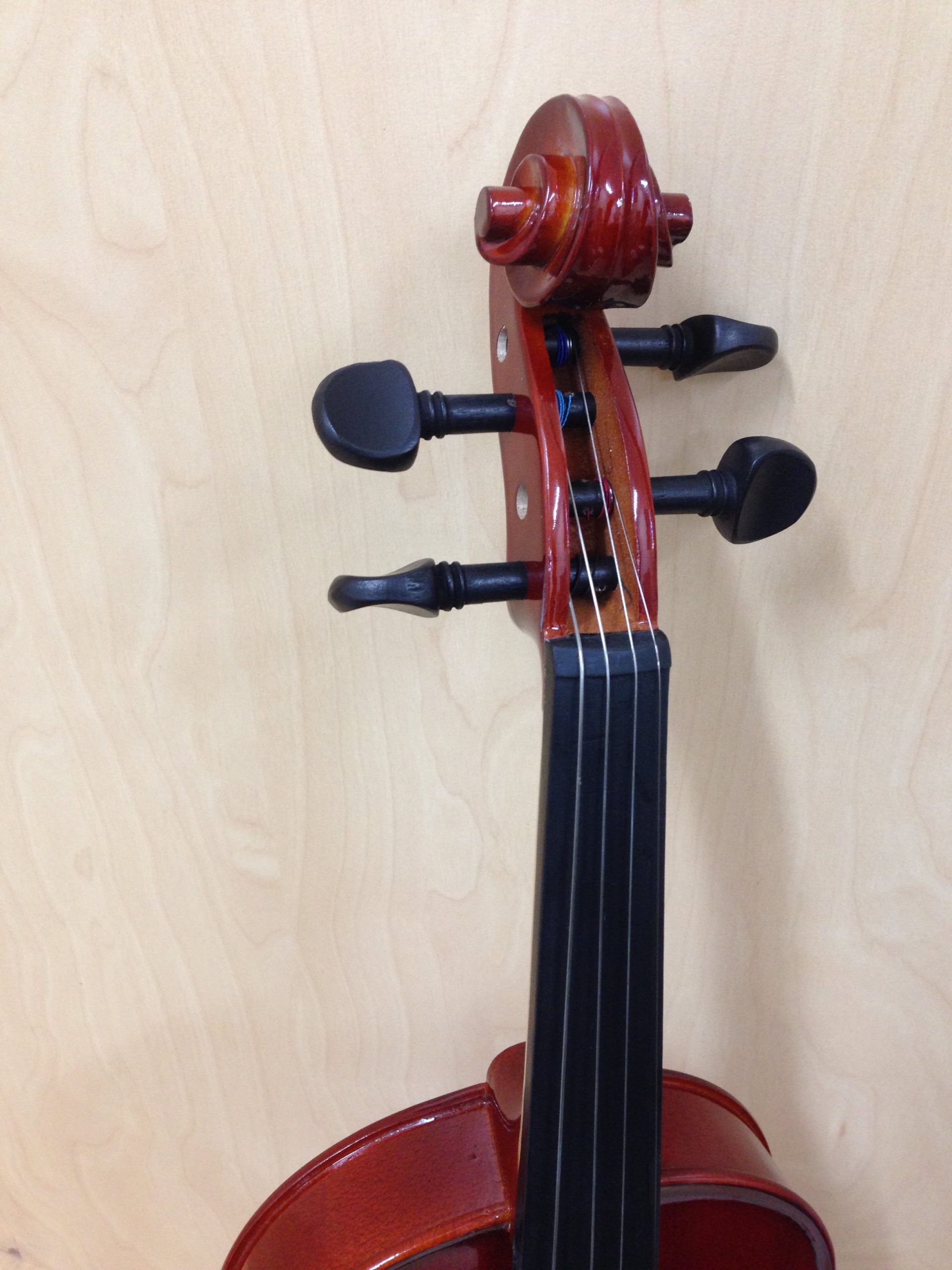 Caraya 4/4-1/16 size Violin outfit w/Extra strings, Foam Hard Case, Bow,  Rosin